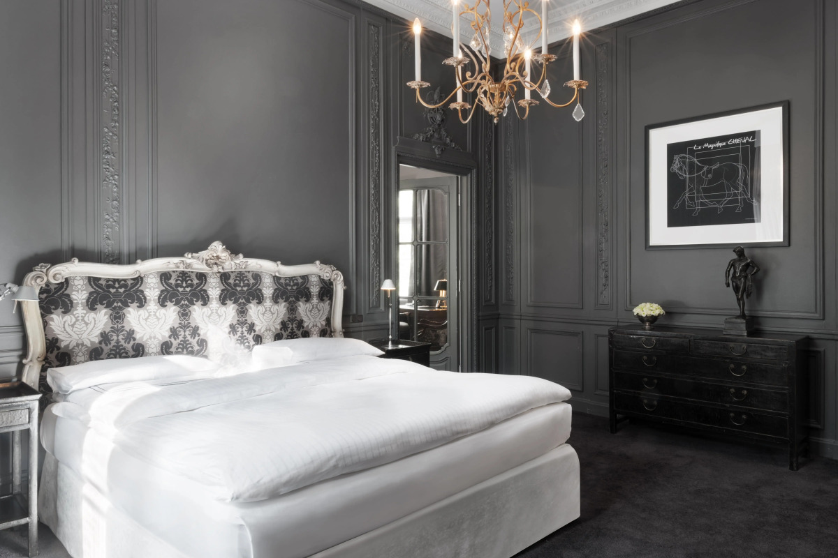 Schlosshotel Berlin By Patrick Hellmann