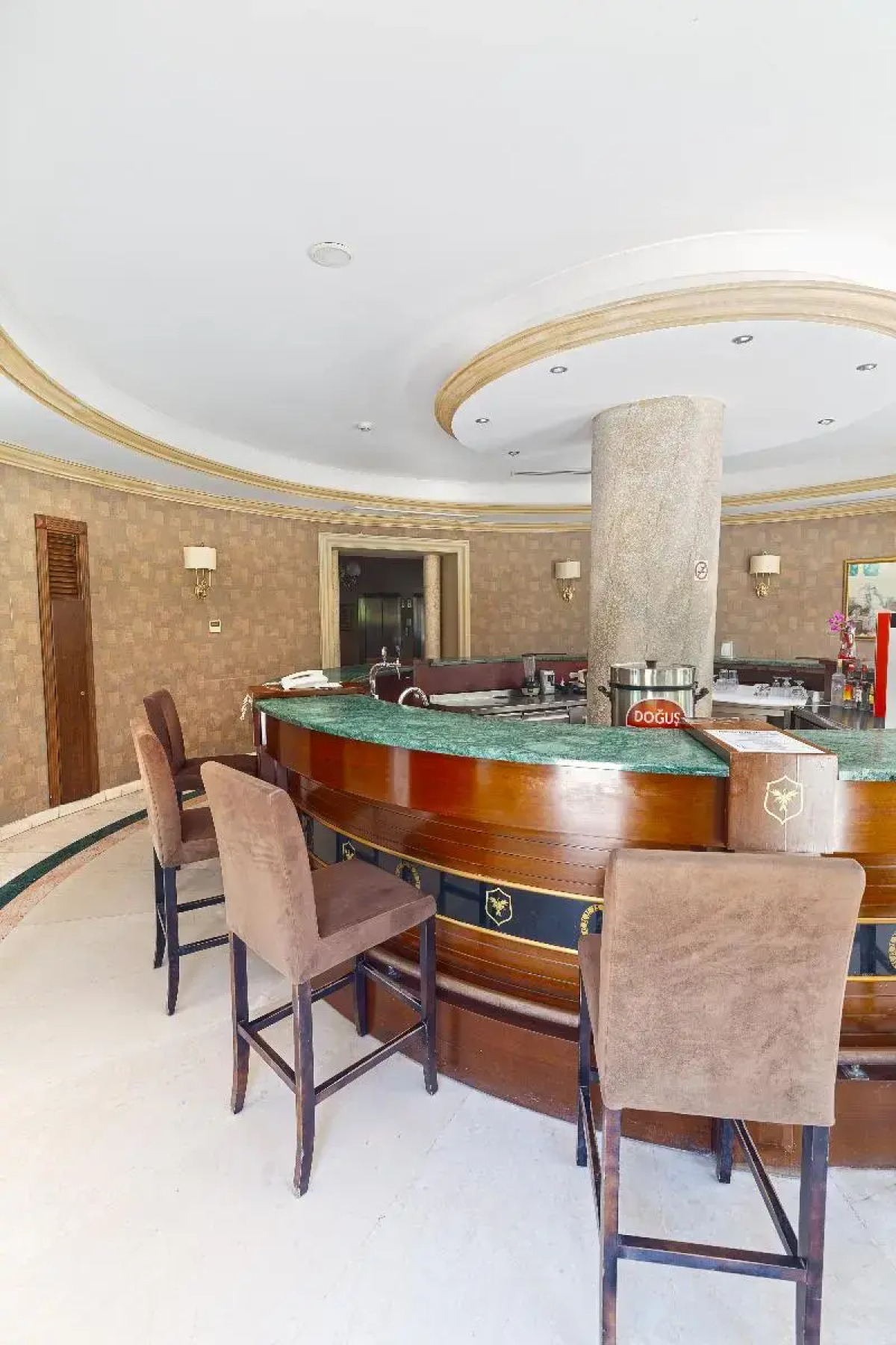 Отель XL Hotels