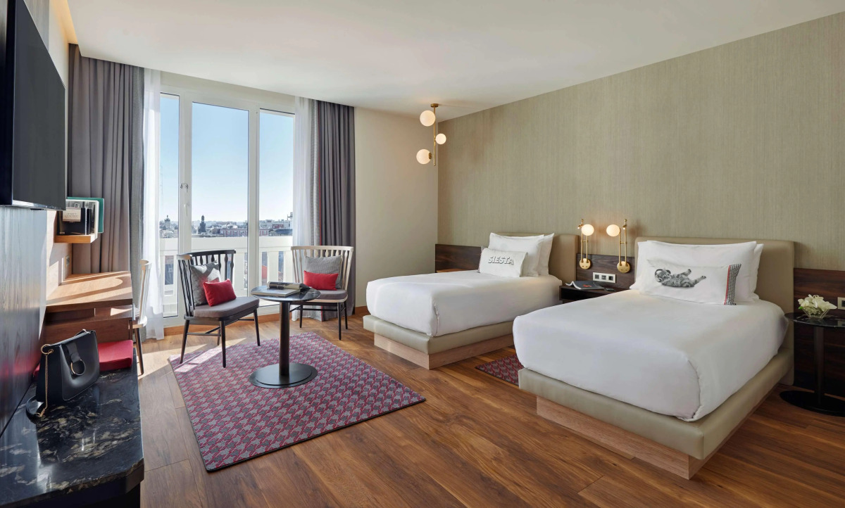 Отель Hyatt Centric Gran Via Madrid