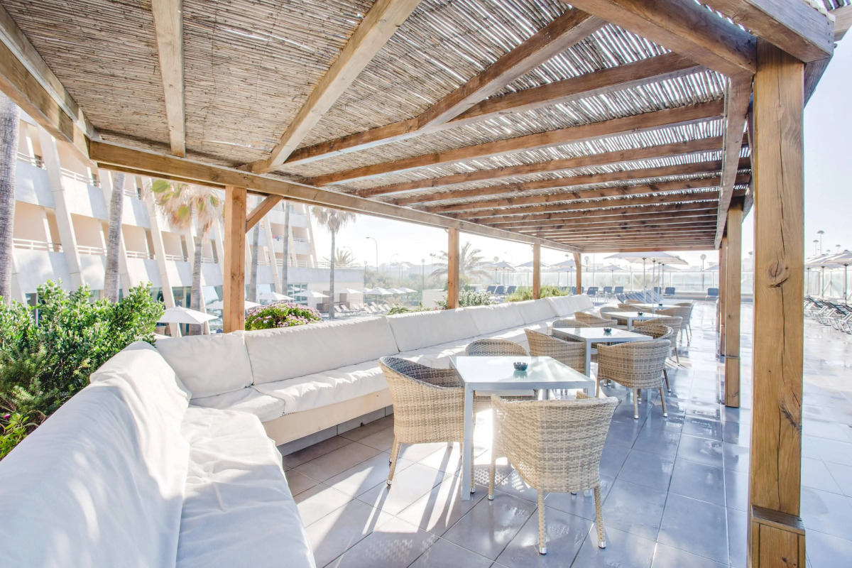 Aparthotel Fontanellas Playa