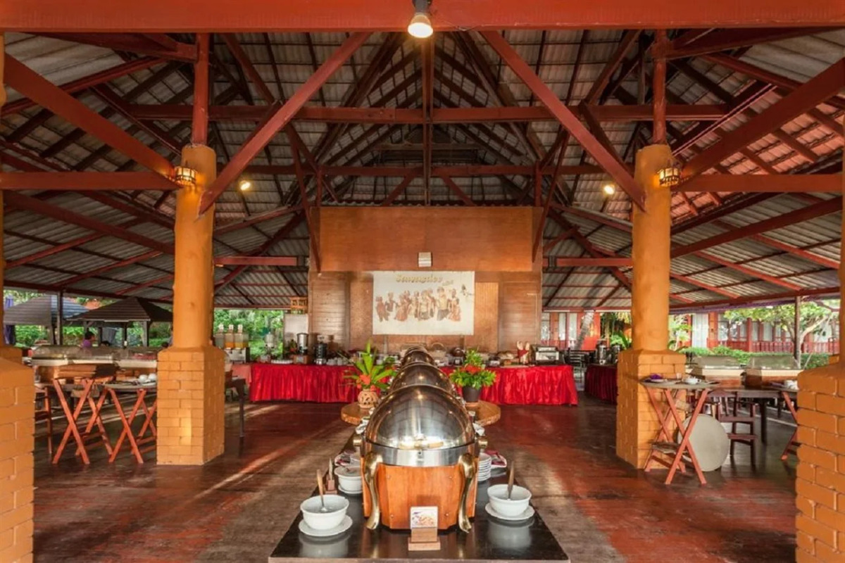 P. P. Erawan Palms Resort