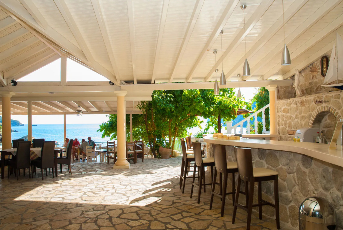 Blue Princess Beach Hotel & Suites