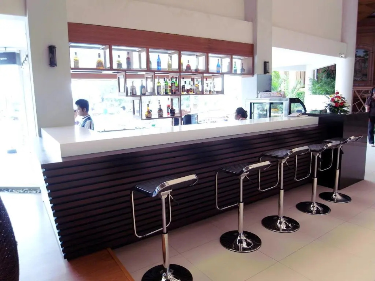 The Cha-am Methavalai Hotel