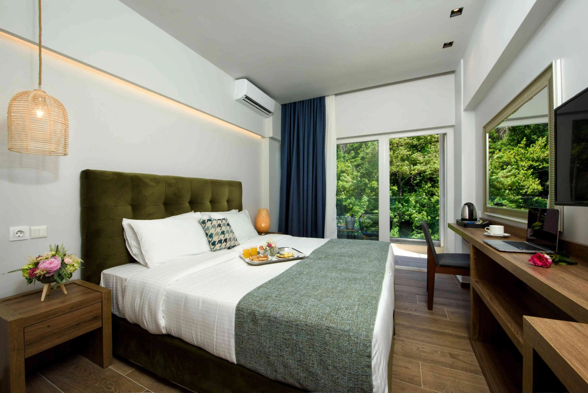 The Royal Grand Hotel