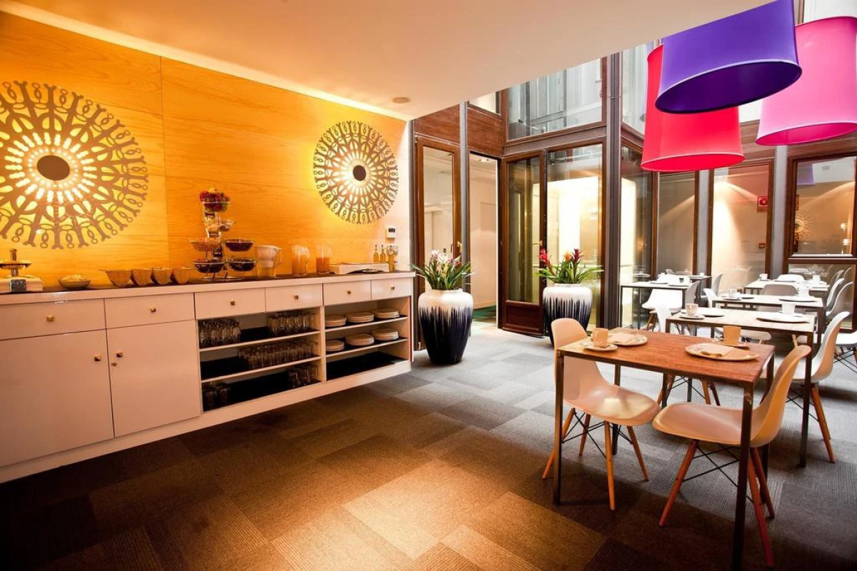 Casual Ilbira Granada Hotel