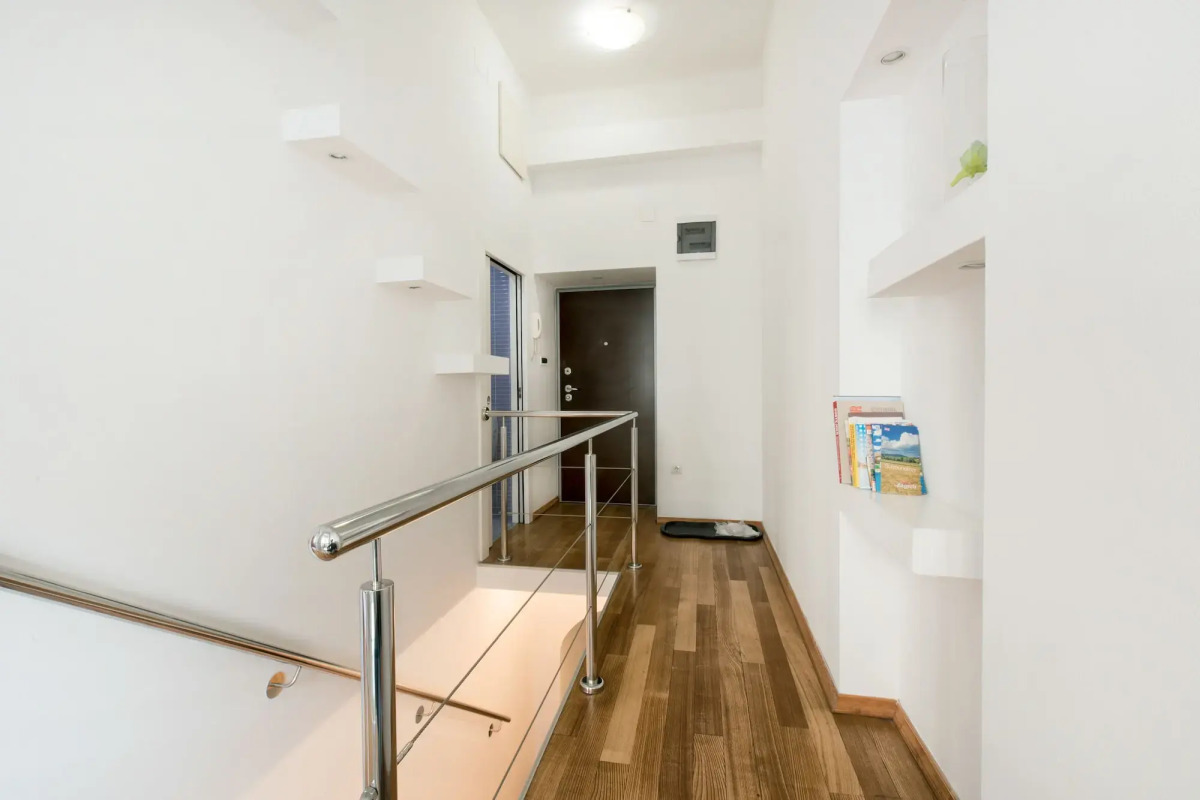 Tia Apartments and Rooms