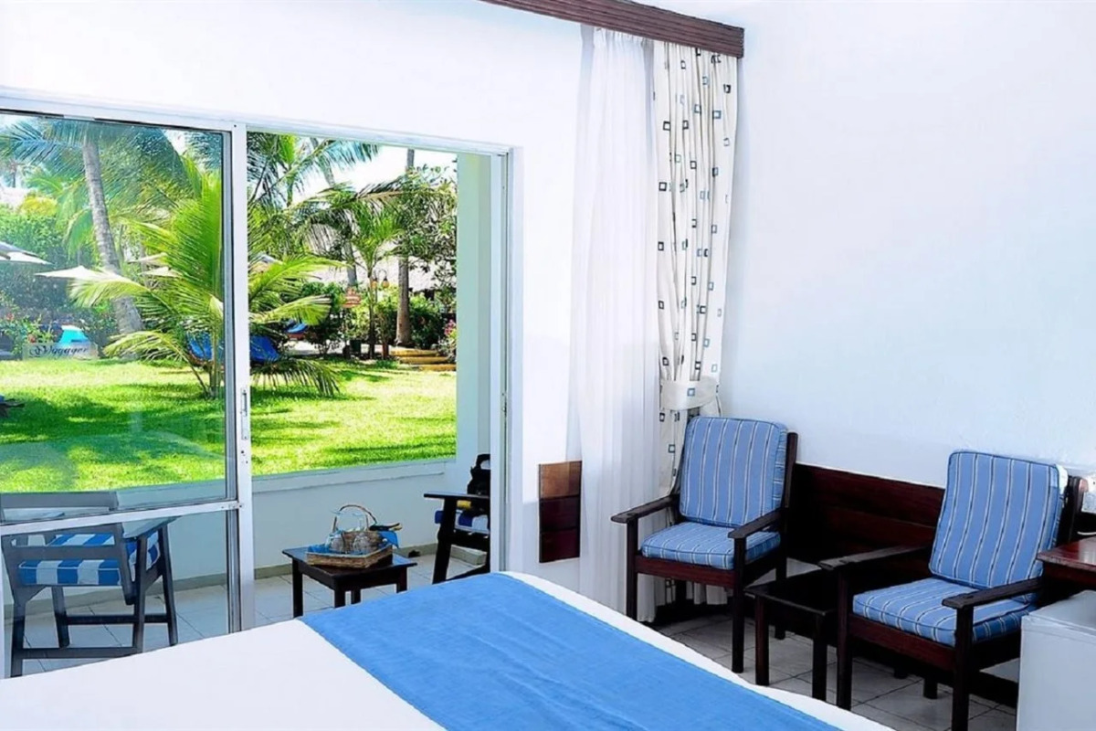 Voyager Beach Resort