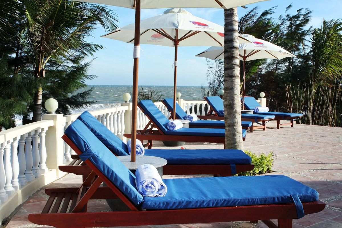 Golden Coast Resort and Spa