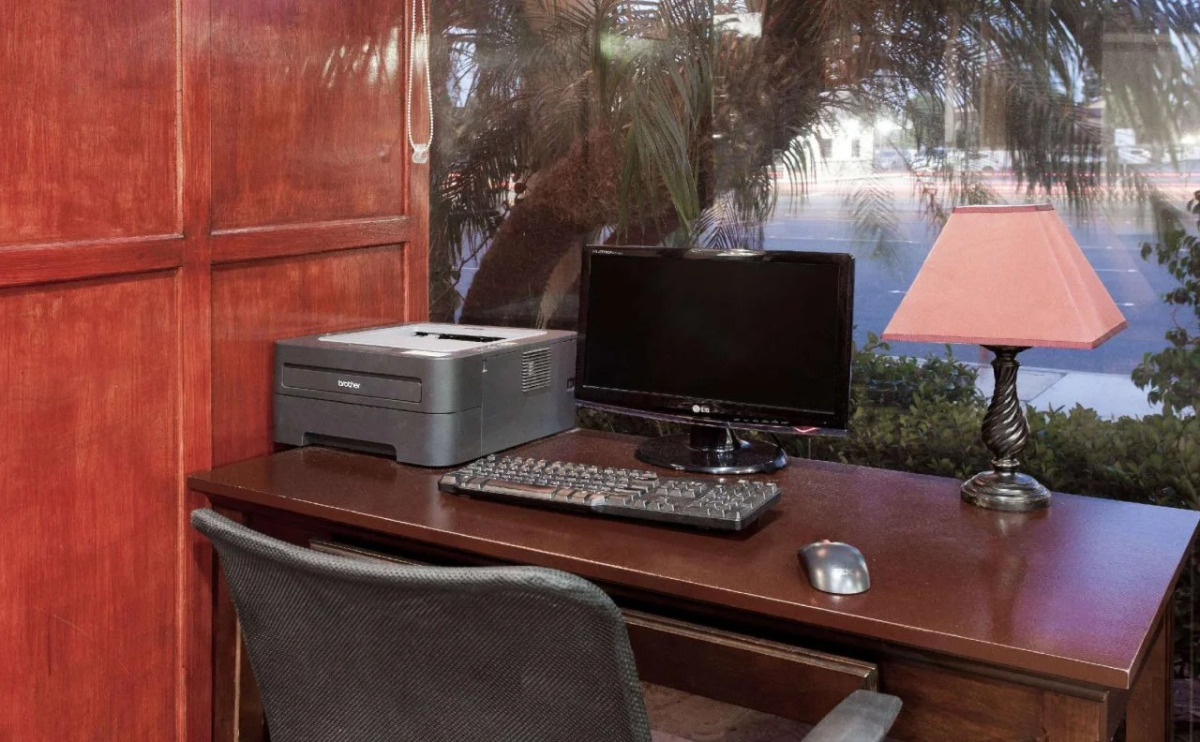 Capri Suites Anaheim