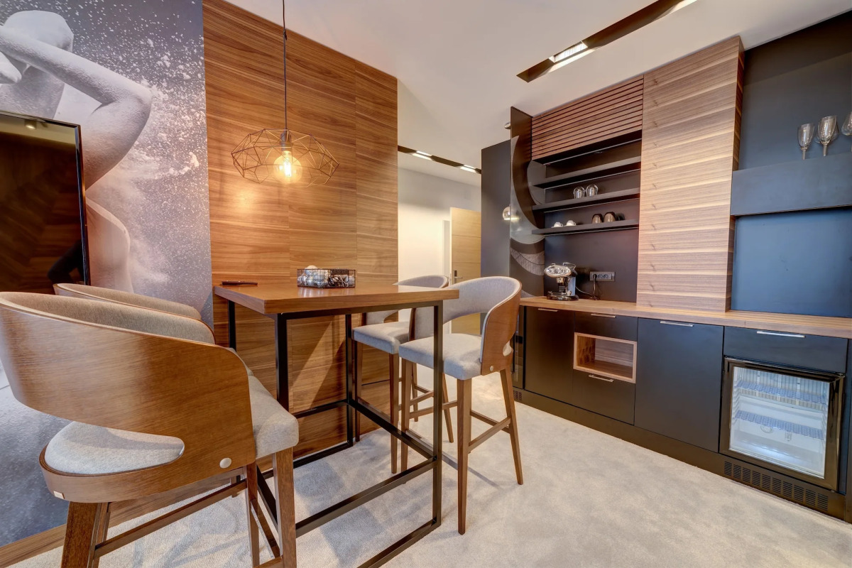 Black Pearl Luxury Suites