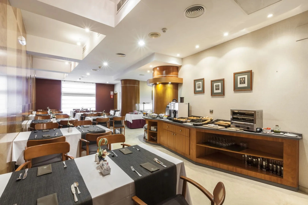 Catalonia Excelsior Hotel