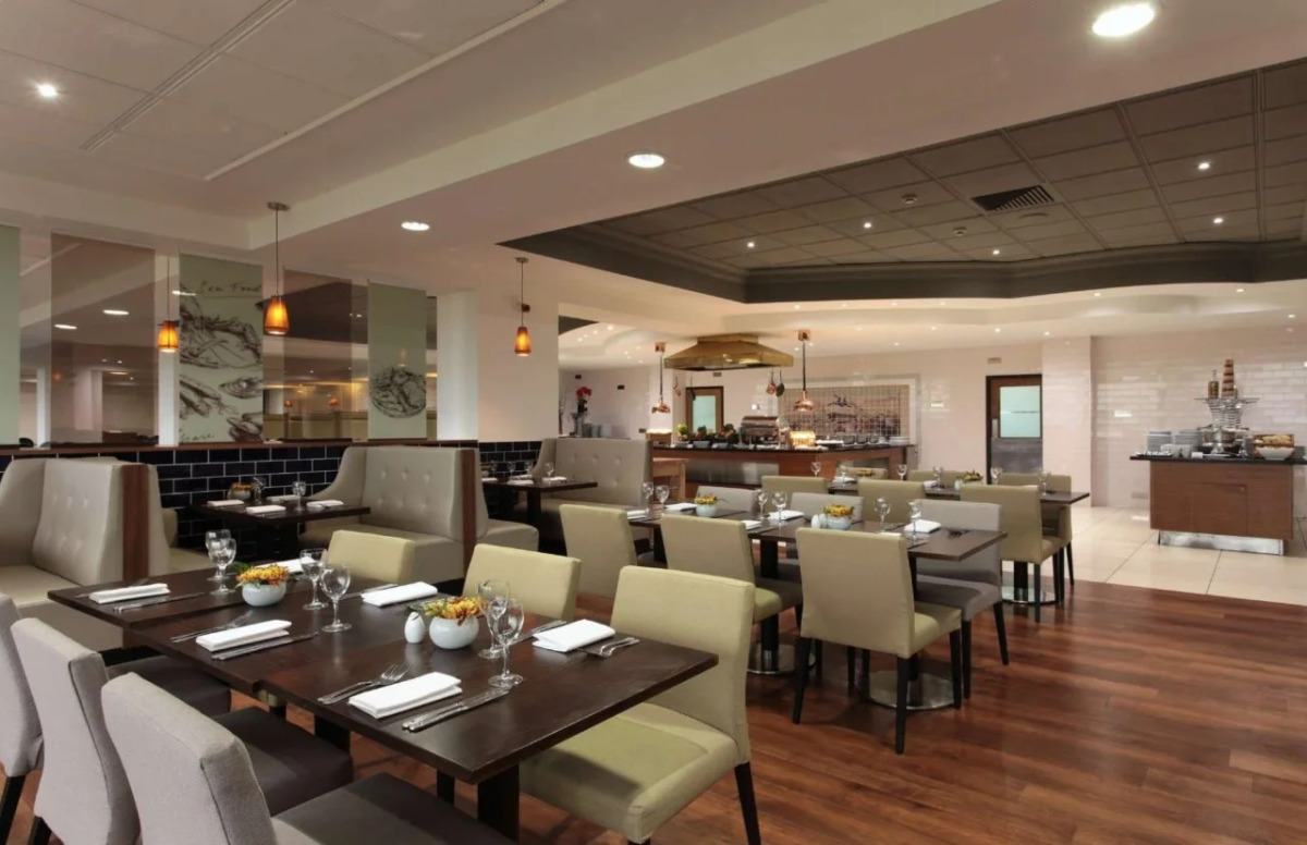 Renaissance London Heathrow Hotel