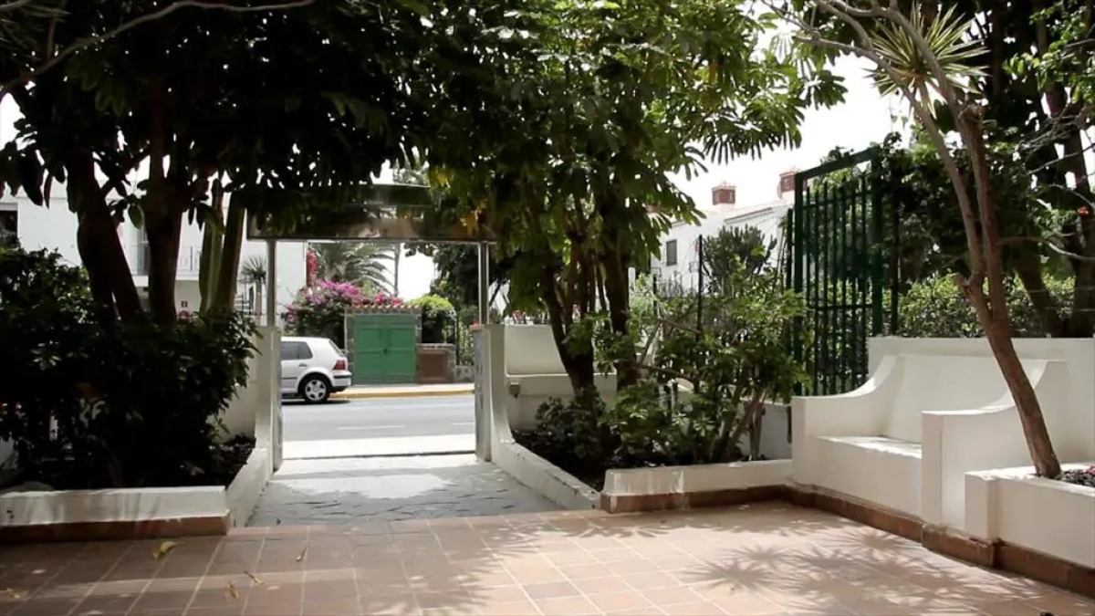 Apartamentos Montemayor