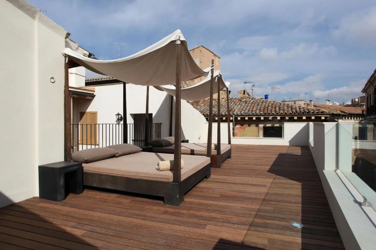 Puro Oasis Urban Hotel