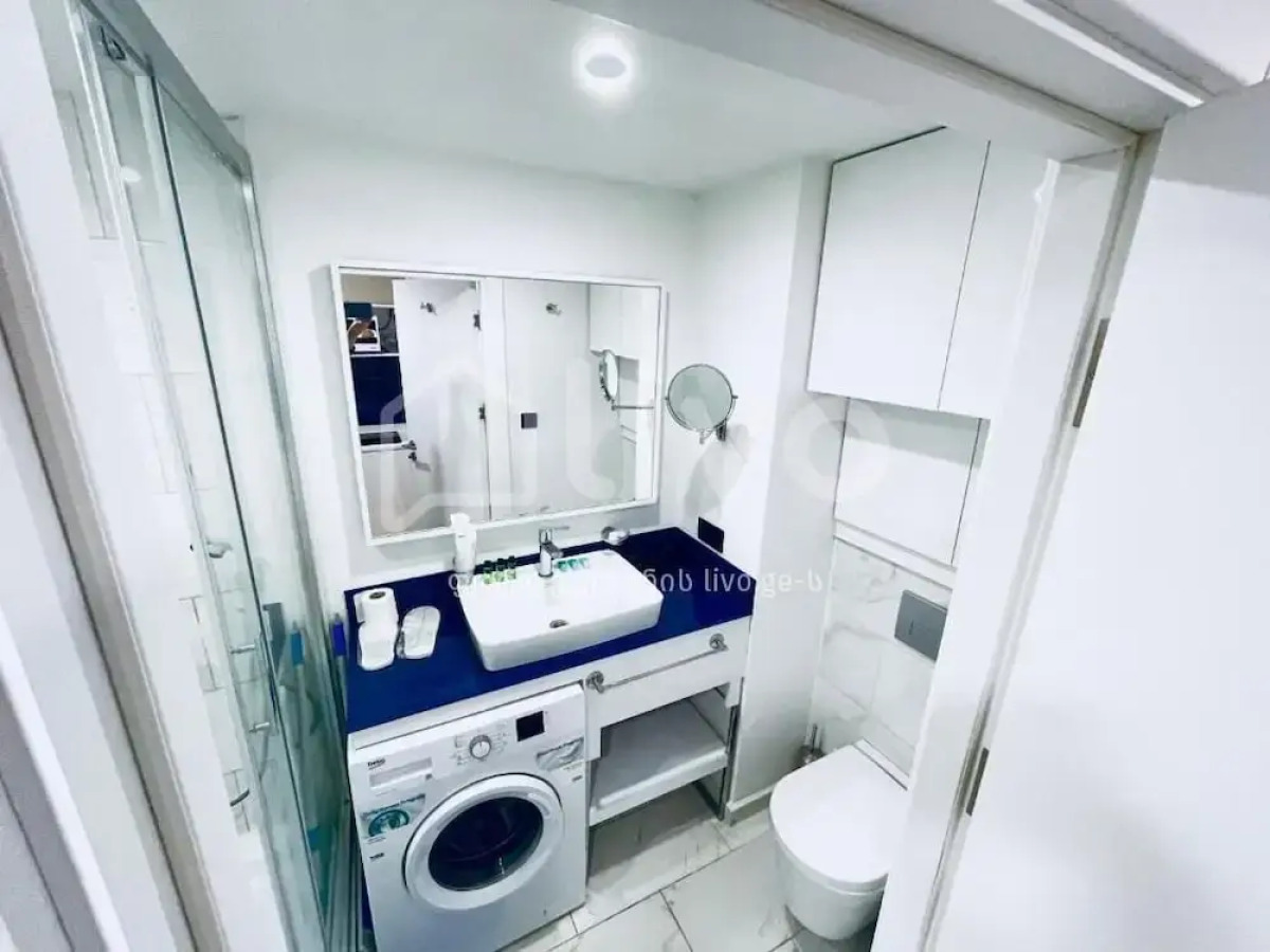 Апартаменты Orbi City