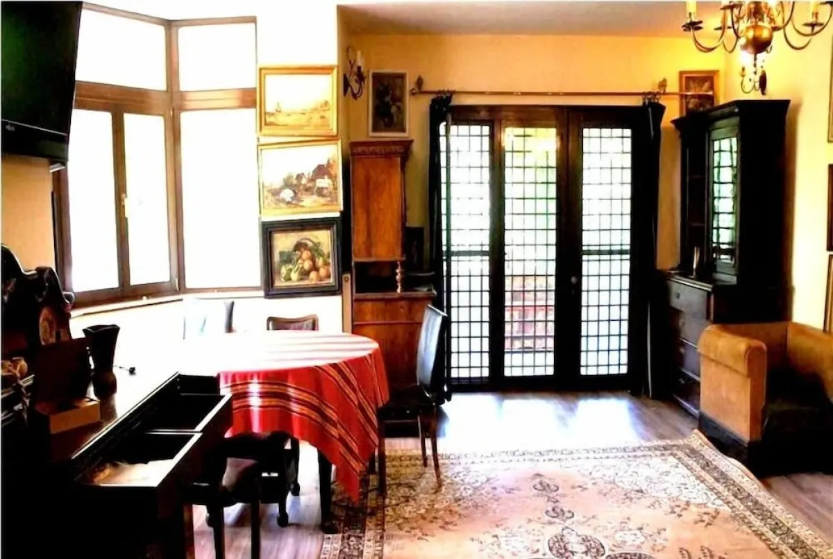 Leyla Guesthouse Castel