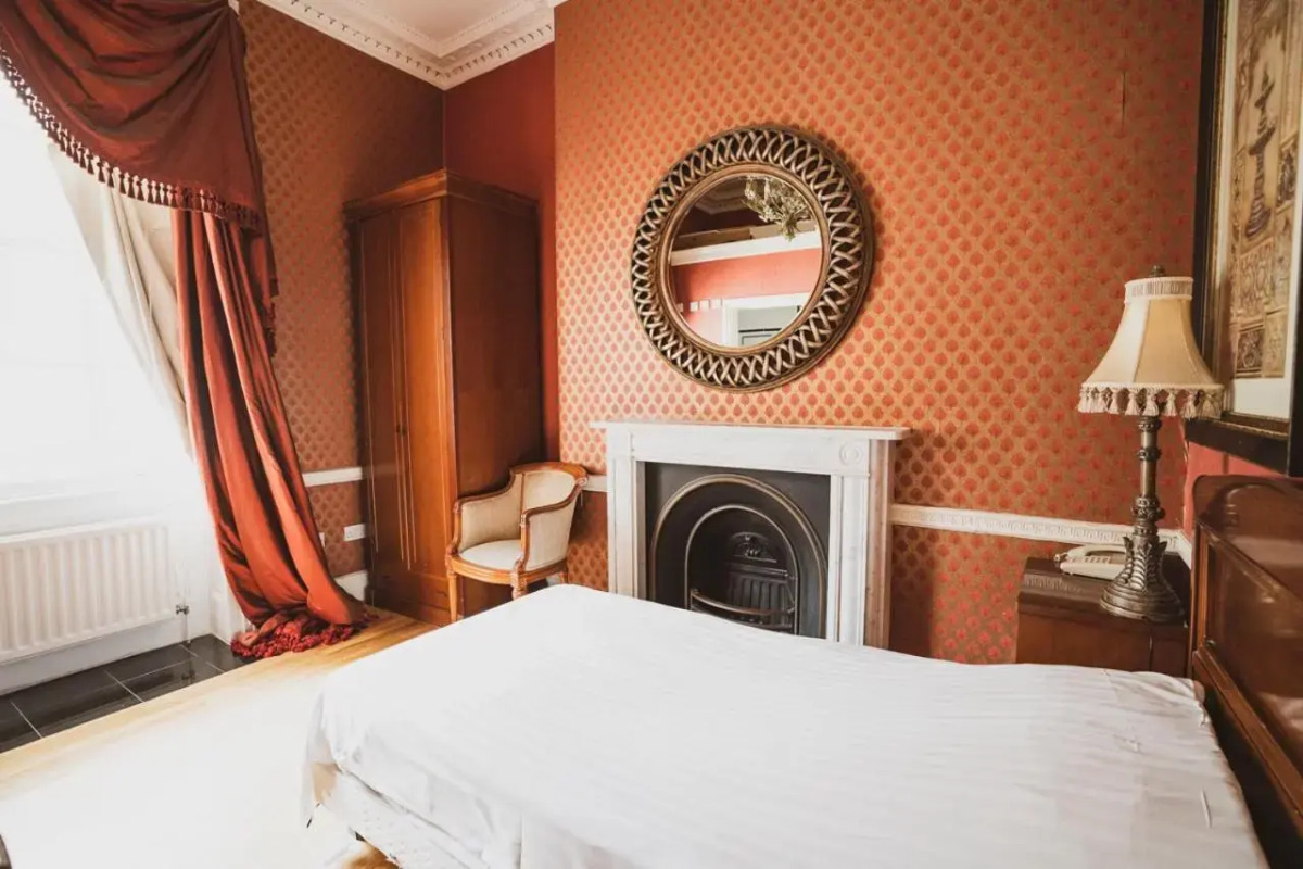 Opulence Boutique Hotel