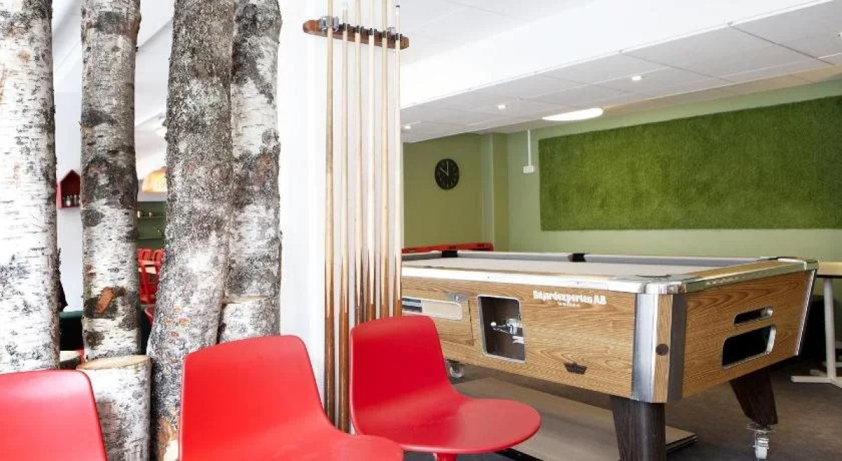 Slottsskogens Hostel