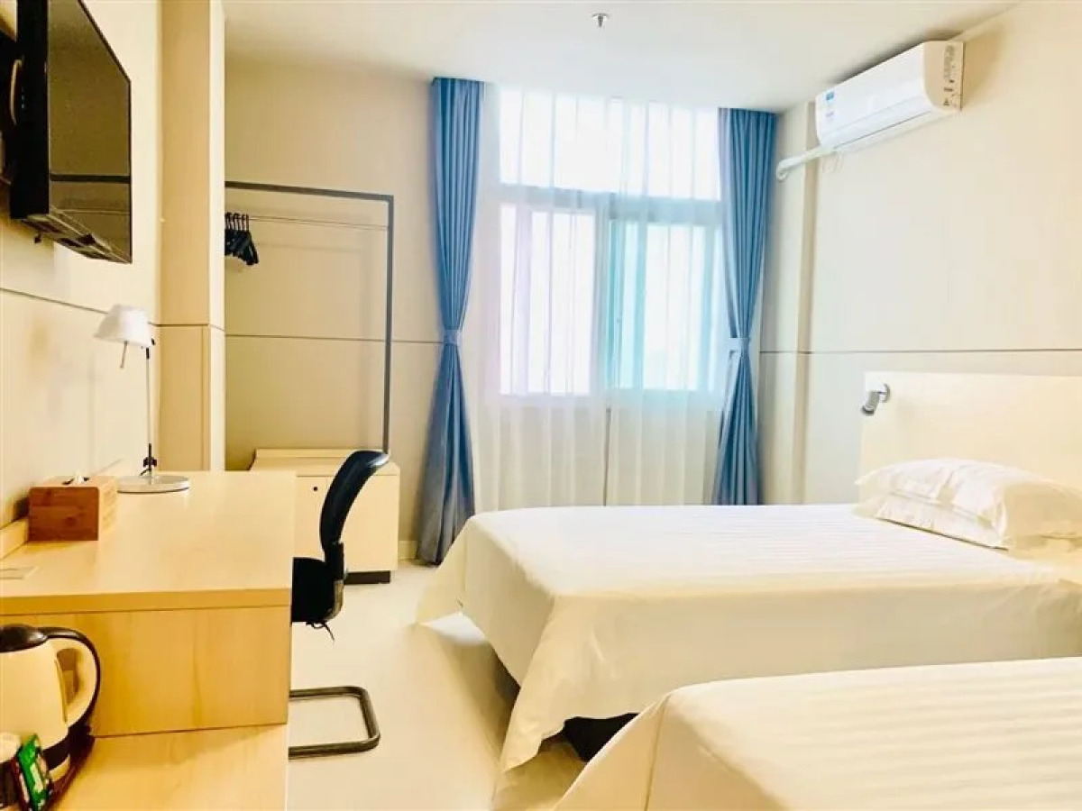 Jinjiang Inn (Shenzhen Futian Exhibition Center Fumin Metro Station)