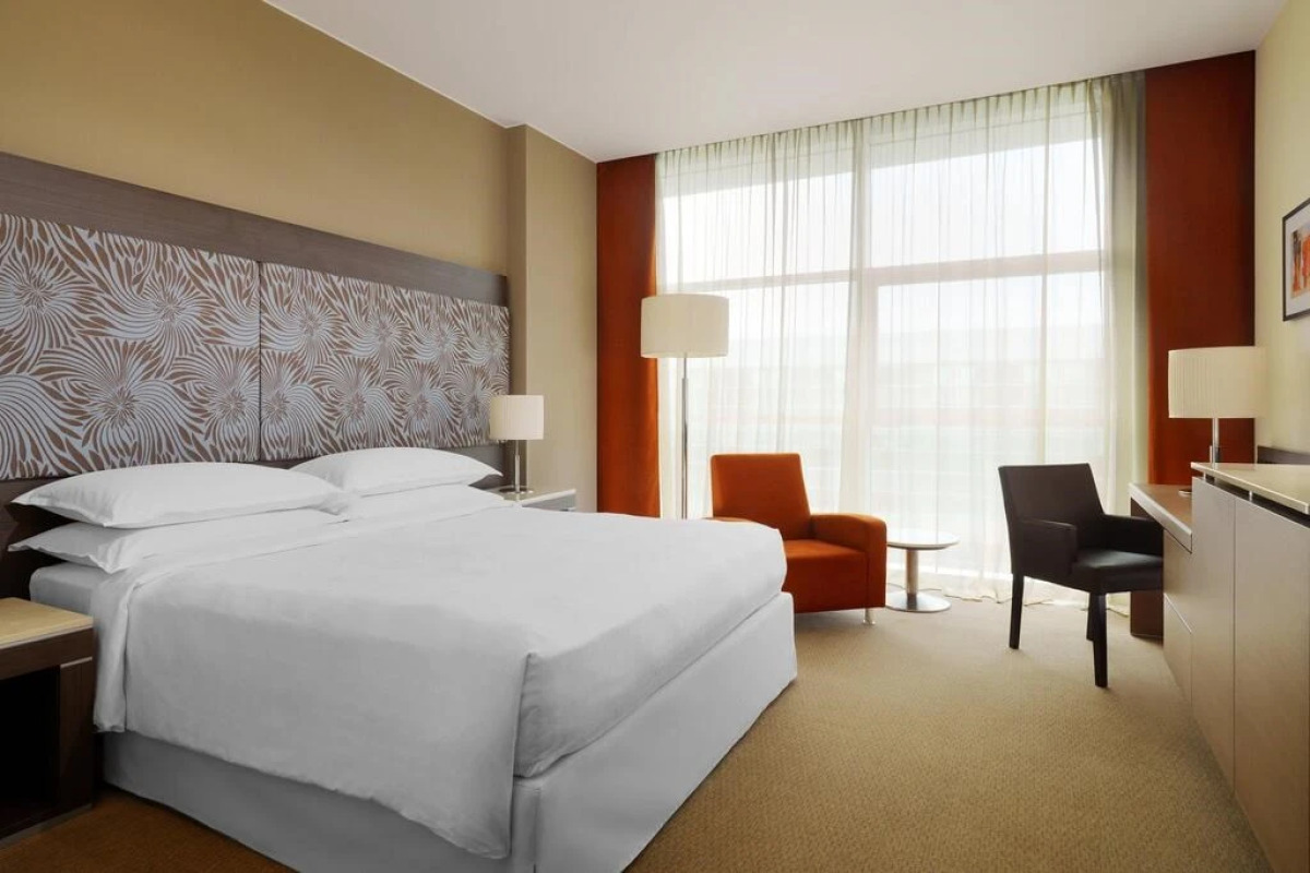 Sheraton Milan Malpensa Airport Hotel & Conference Center