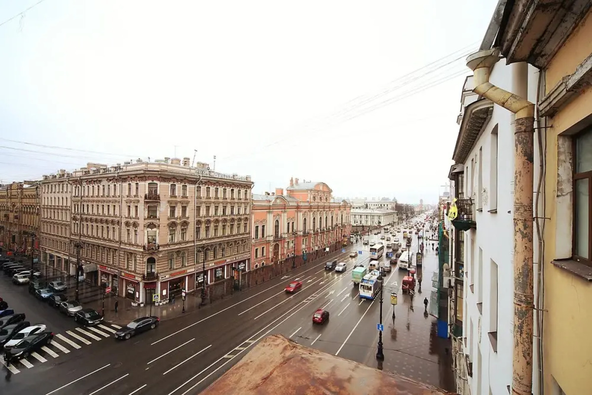 FlatStar on Nevsky 74