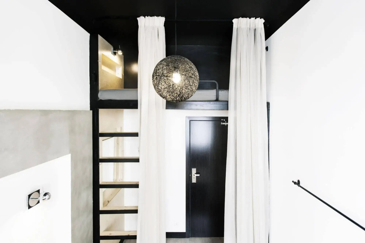 Sputnik Hostel & Personal Space