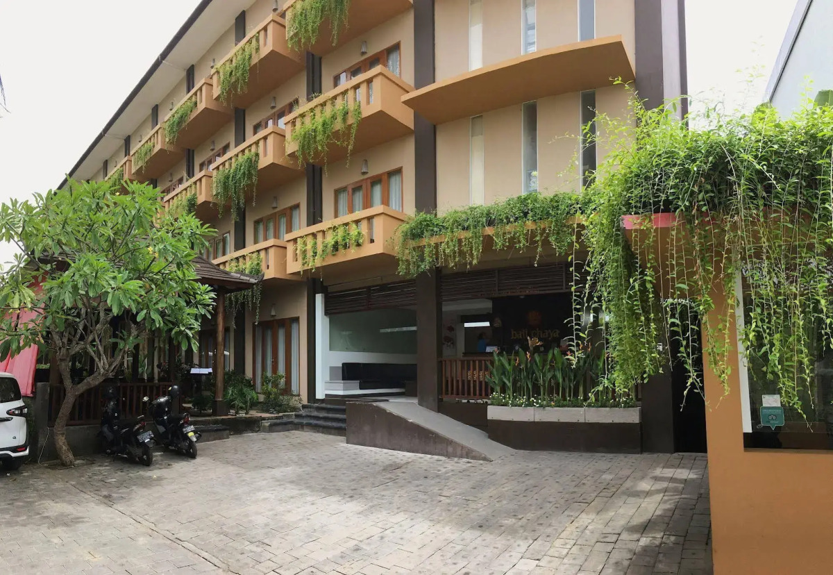 Bali Chaya Hotel Legian