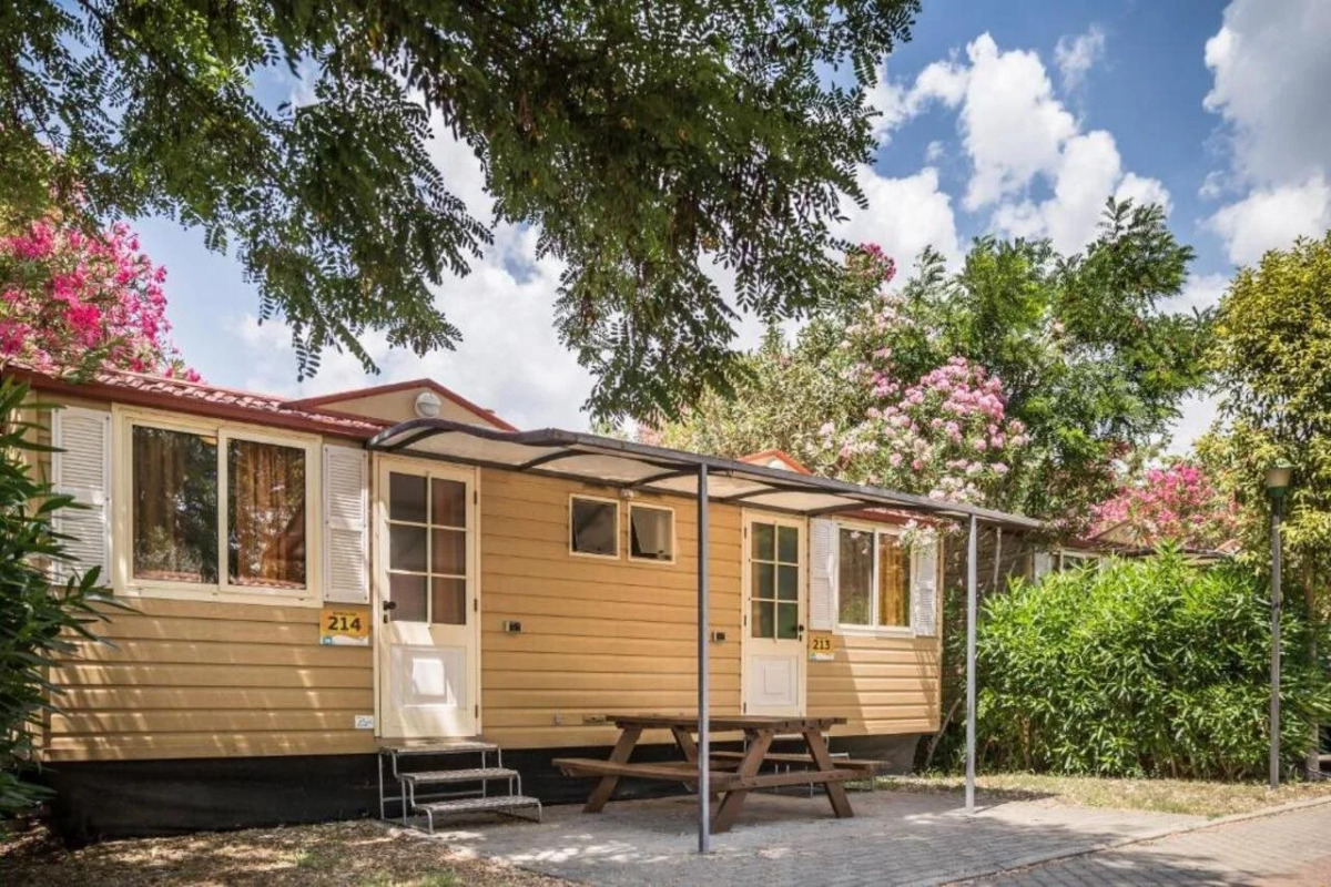 Hu Venezia Camping in Town