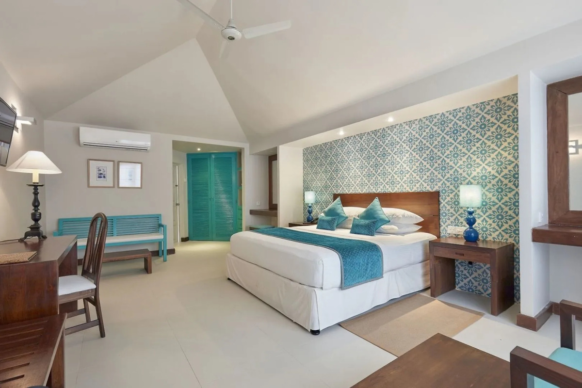 Adaaran Select Huduran Fushi