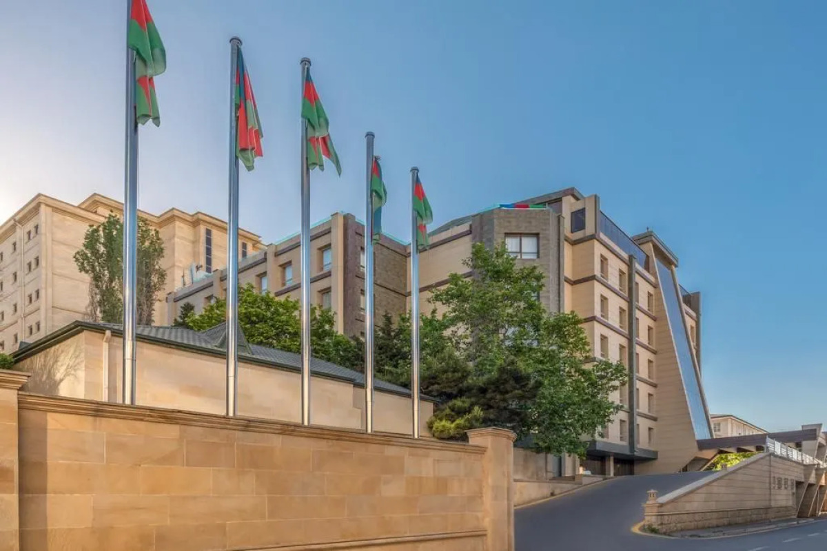 Отель Point Hotel Baku