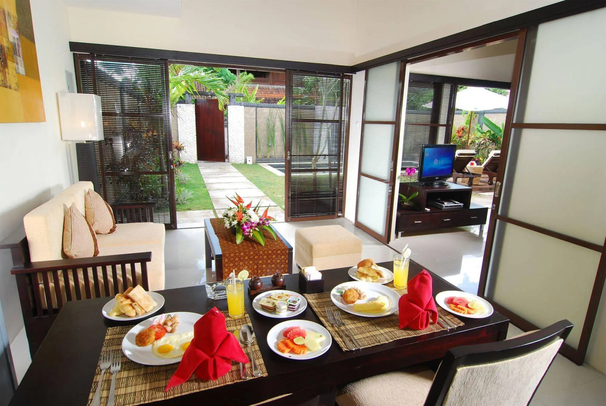 Bali Rich Seminyak Villas