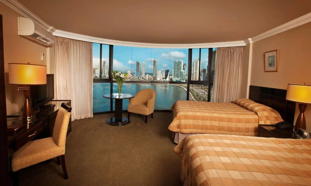 Plaza Paitilla Inn Hotel