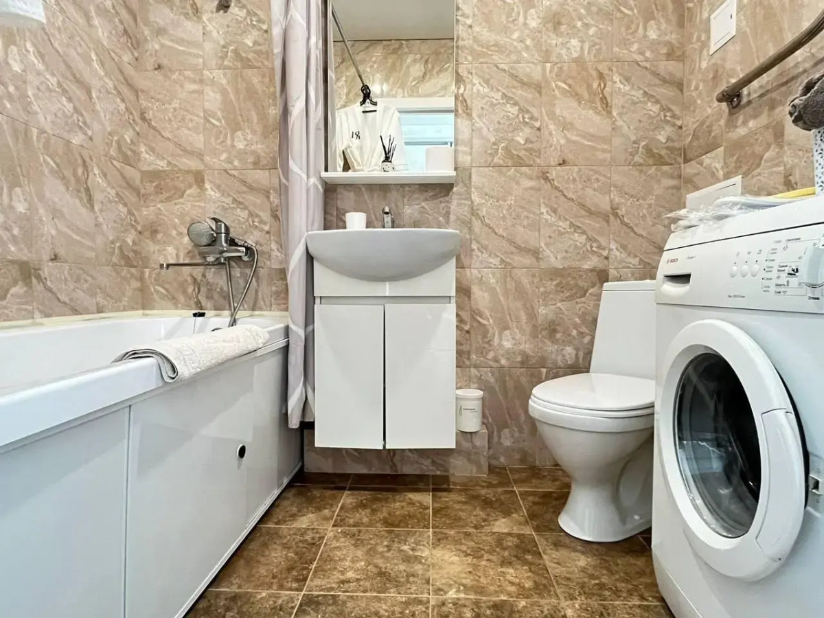 Romlex Apartments (Ромлекс) на улице Вице-адмирала Воронцова 9