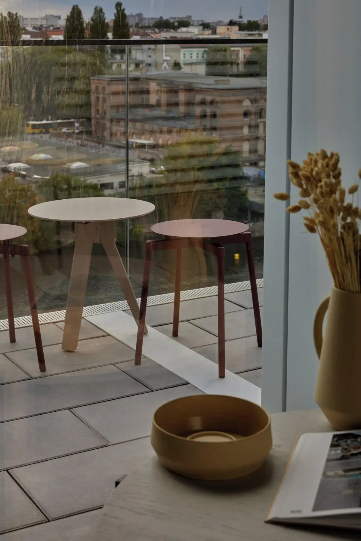 Locke at East Side Gallery