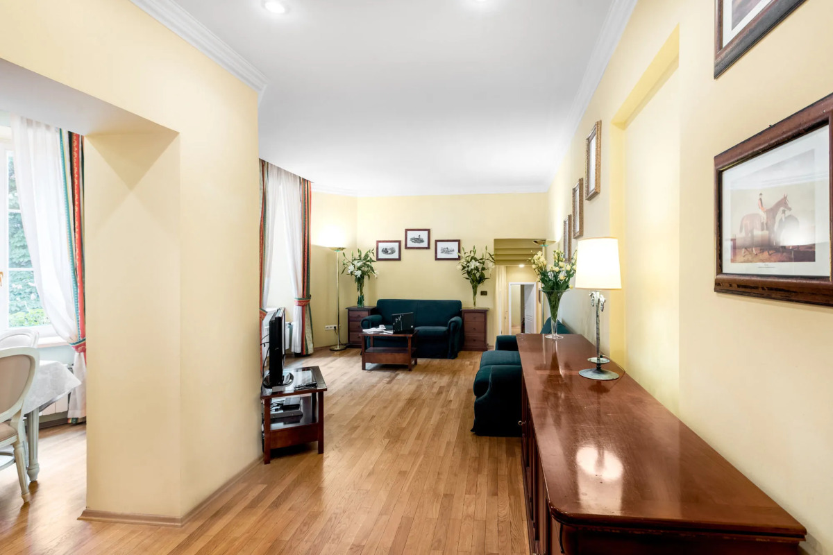 Residence St. Andrew's Palace