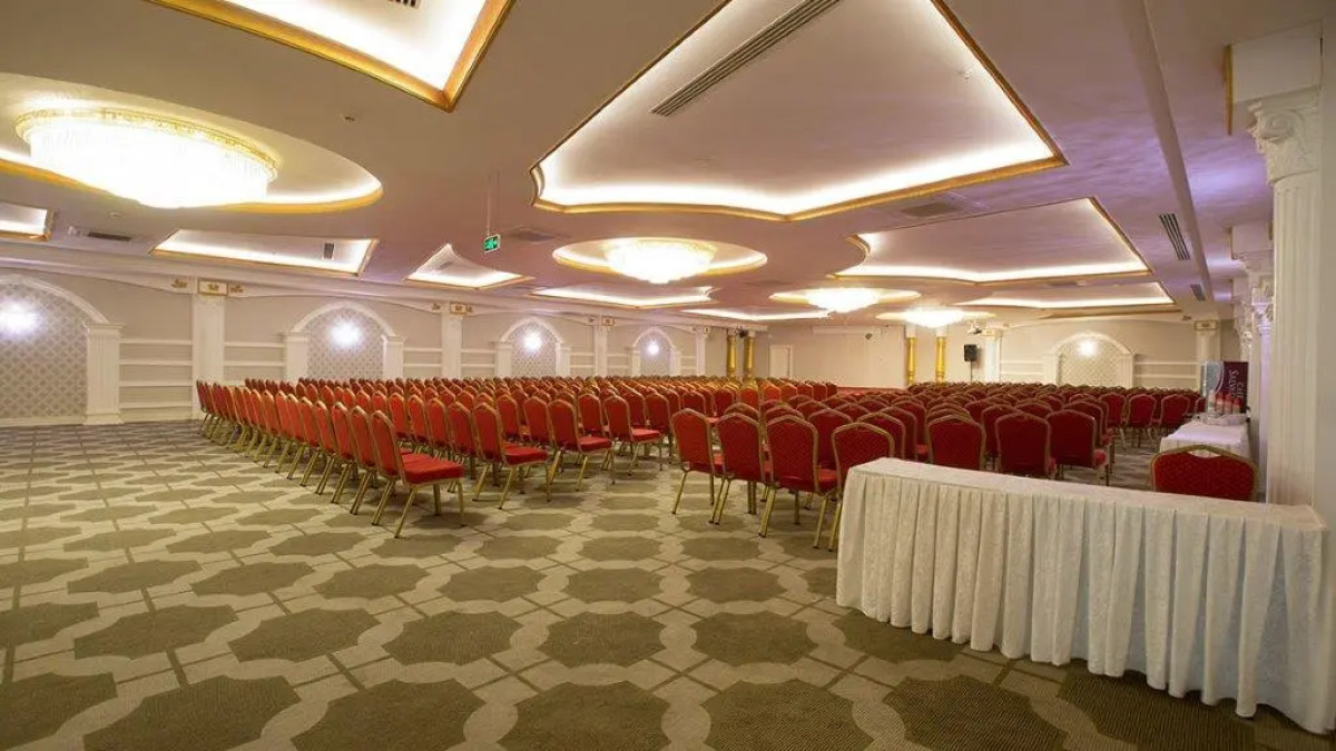 J'adore Deluxe Hotel & Spa