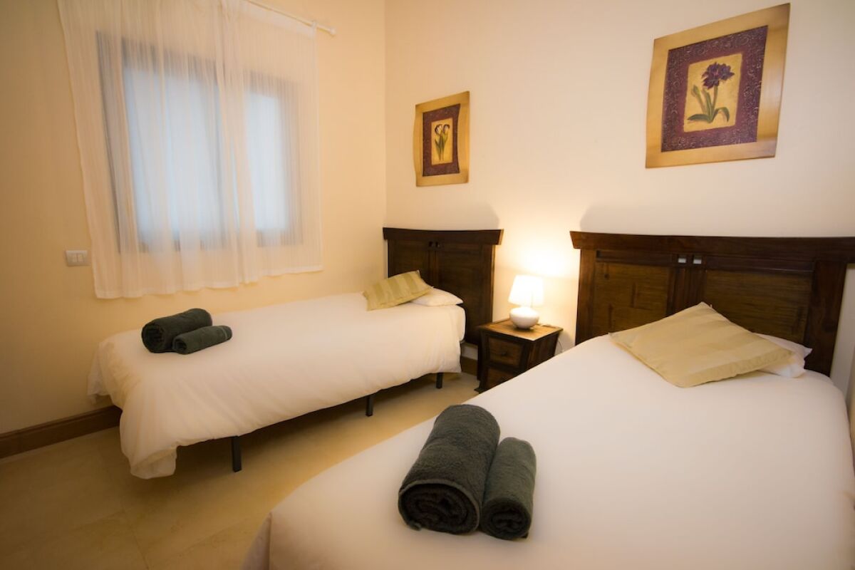 Holidays2Malaga Cathedral Apartments