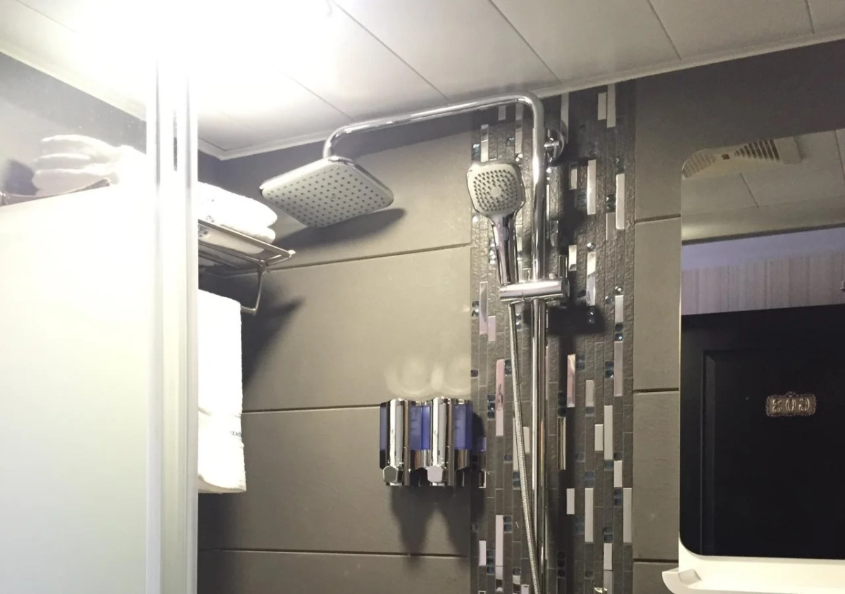 Seasons Hotel - Tsim sha tsui