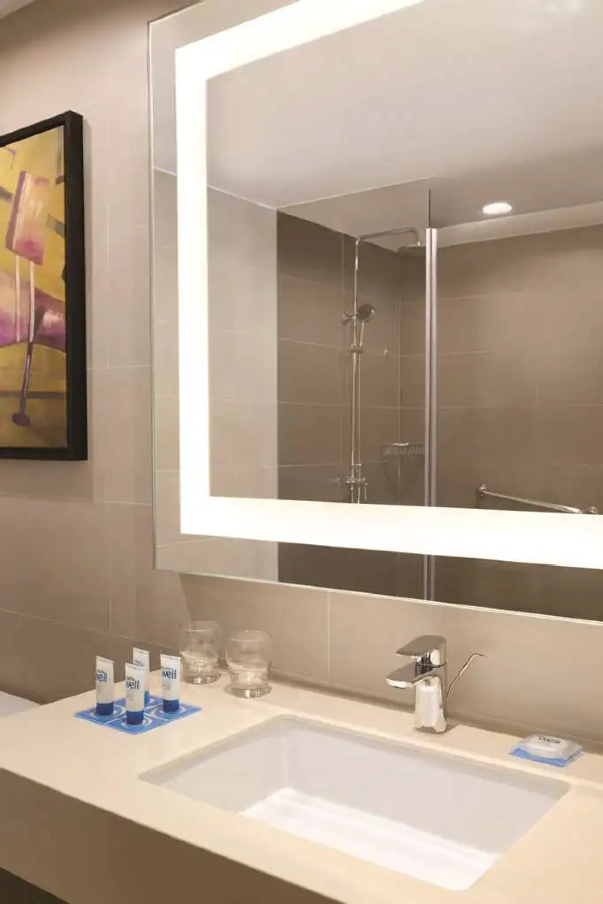 Hyatt House Shenzhen Airport