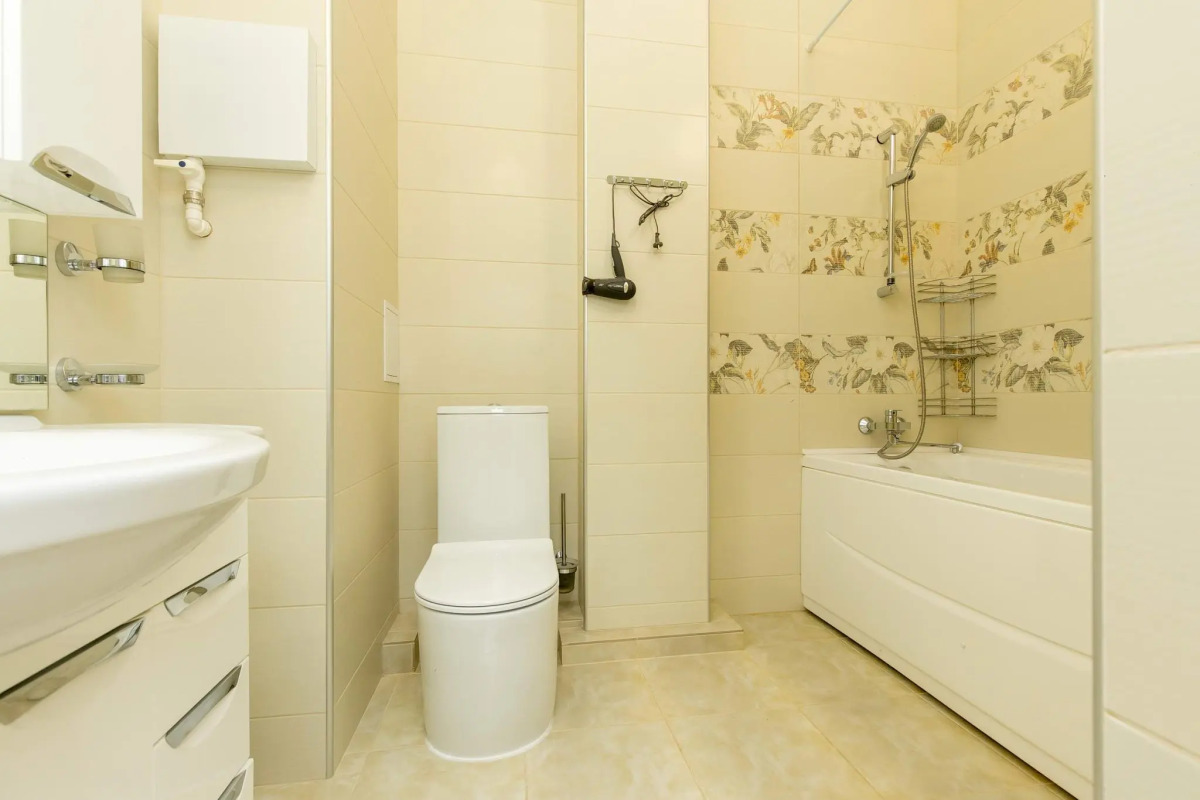 Sofi (Софи) на улице Набережная имени 60-летия СССР