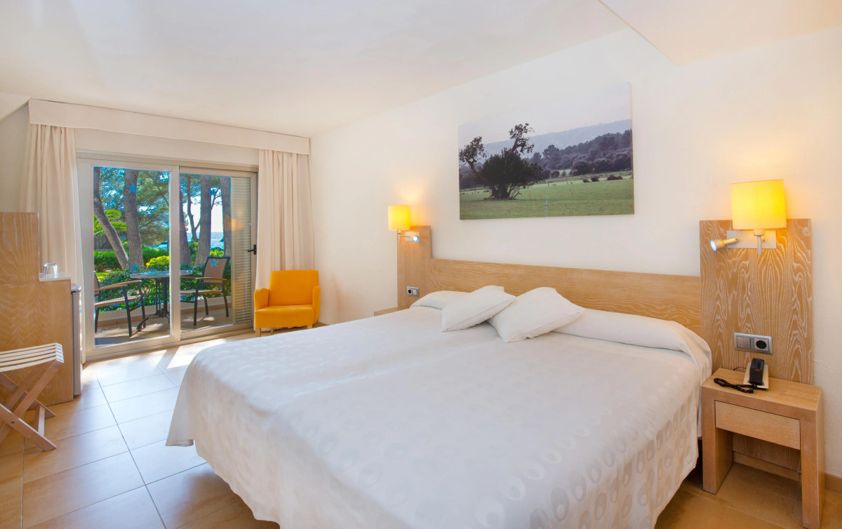 Iberostar Waves Pinos Park