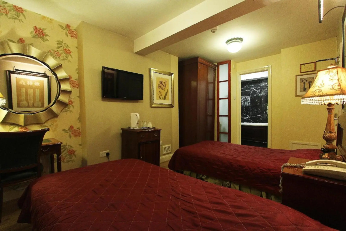 Opulence Boutique Hotel