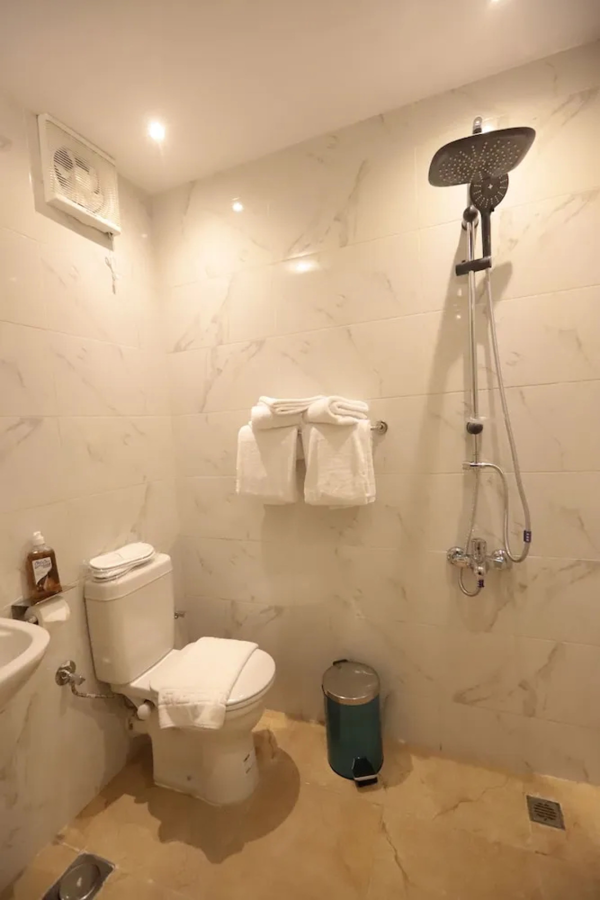 King Khafren View INN