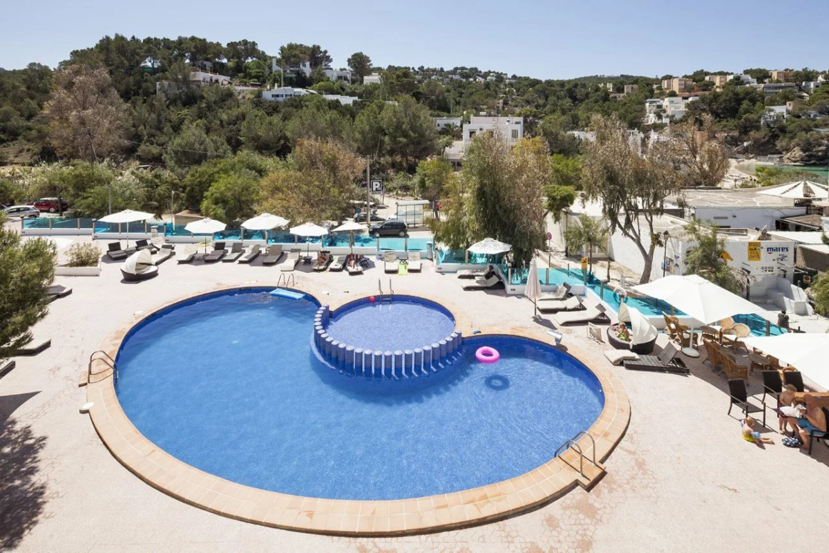 Aparthotel Puerto Cala Vadella