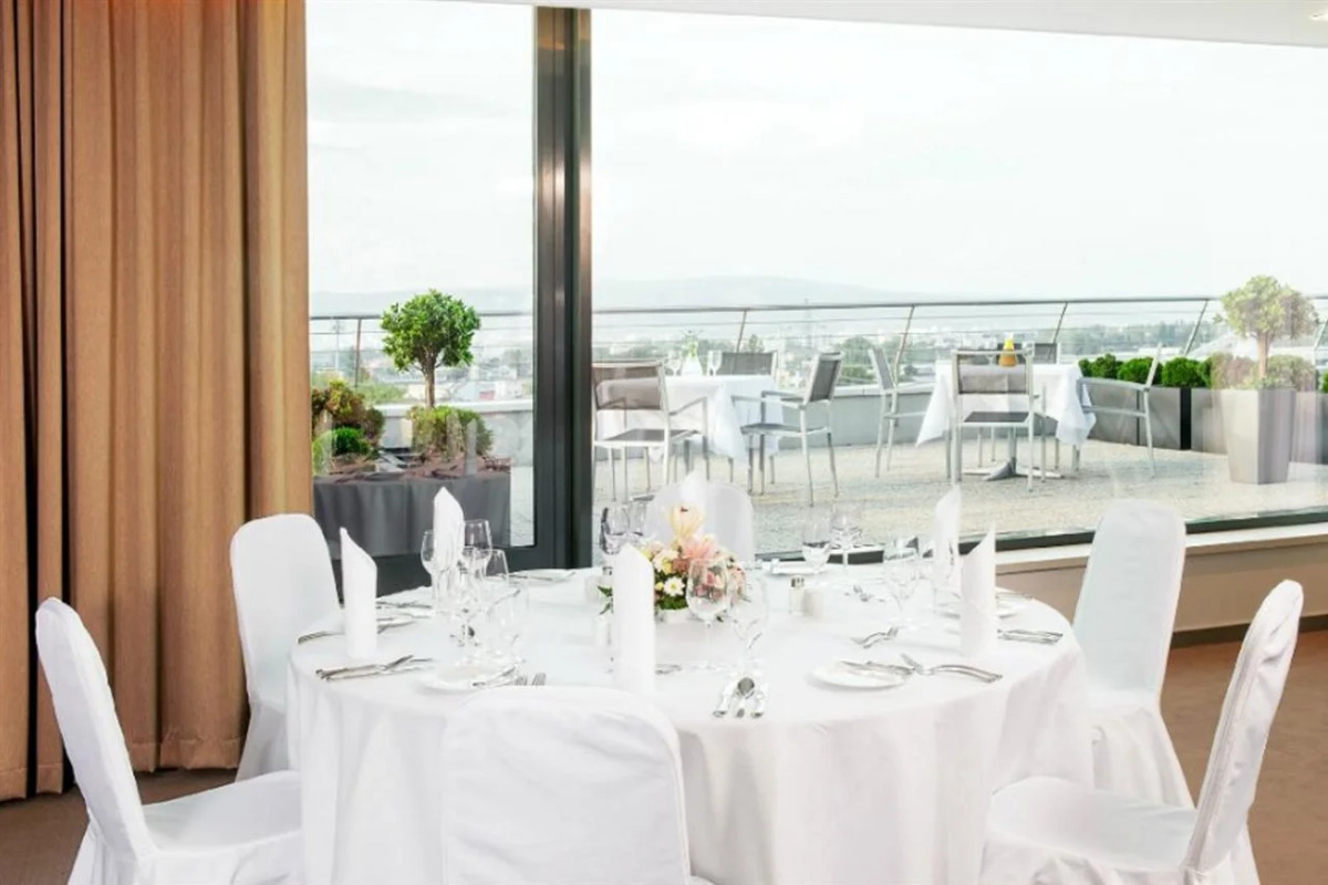 NH Bratislava Gate One