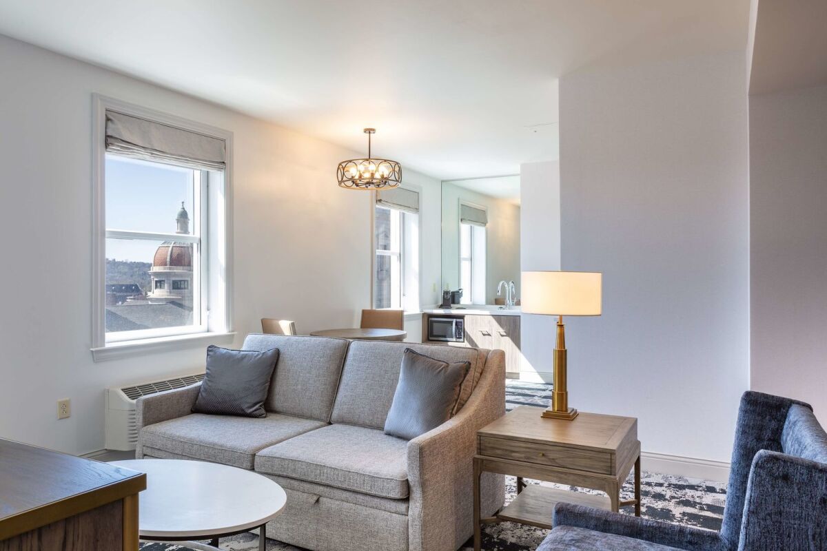 The Yorktowne Hotel, Tapestry Collection by Hilton