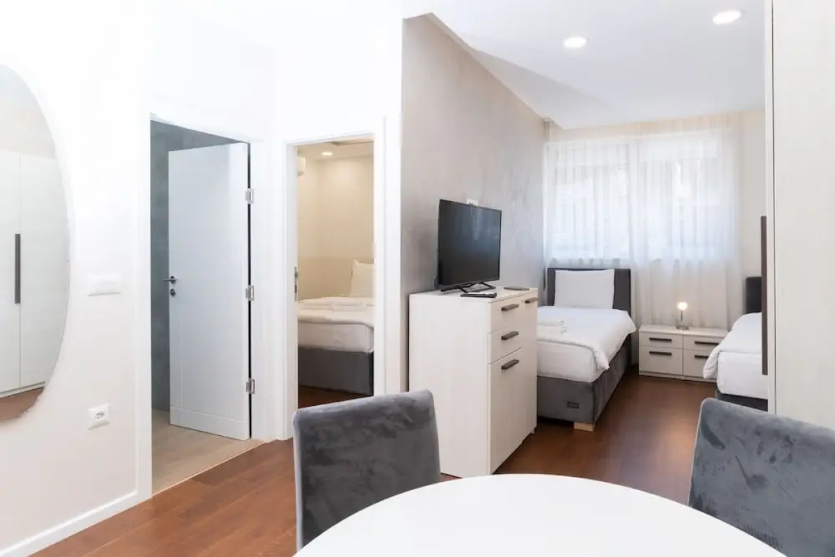 Ornament Hotel and Apartments