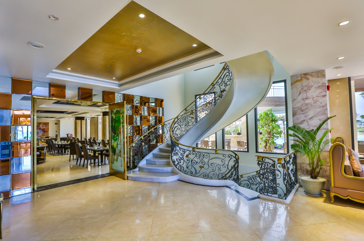 Holiday Beach Hotel Danang