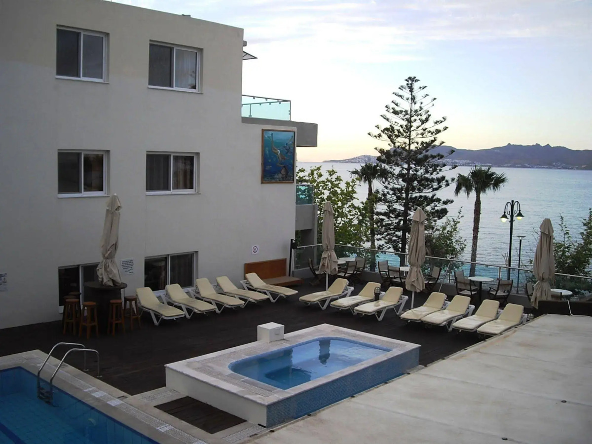 Bristol Sea View Apartments