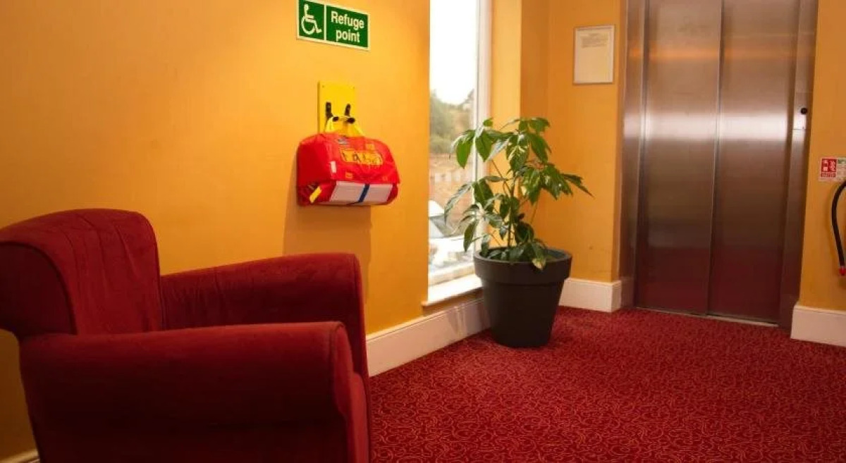 The Catherine Wheel Wetherspoon Hotel